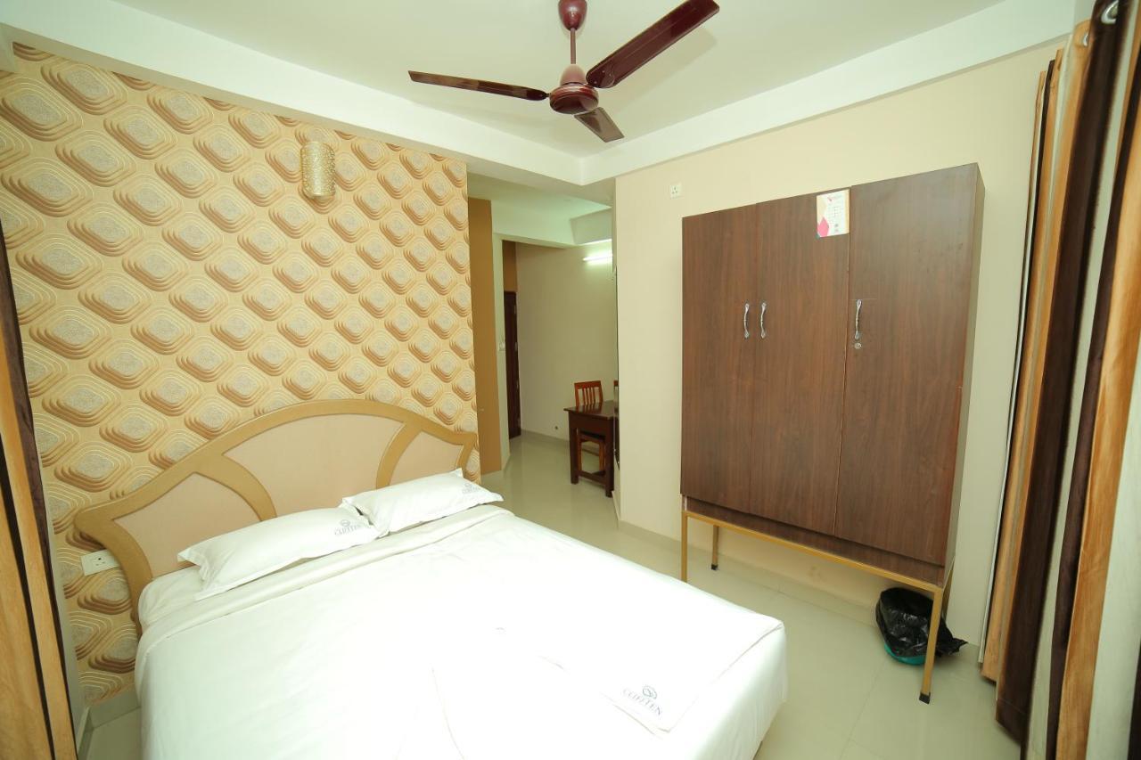 Clifften Hotel Thiruvananthapuram Bagian luar foto